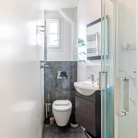 Guestready - Radiant Near Canal St Martin Paris